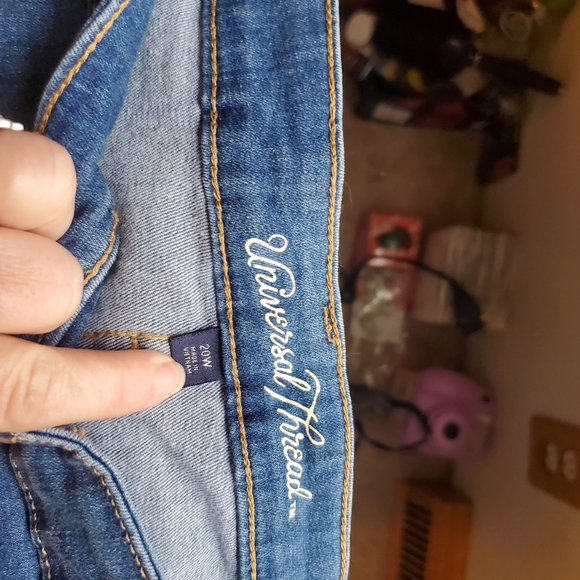 Universal Thread Jean shorts - Picture 2 of 7